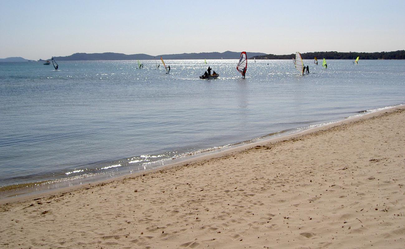 Foto af Belturon beach med lys sand overflade