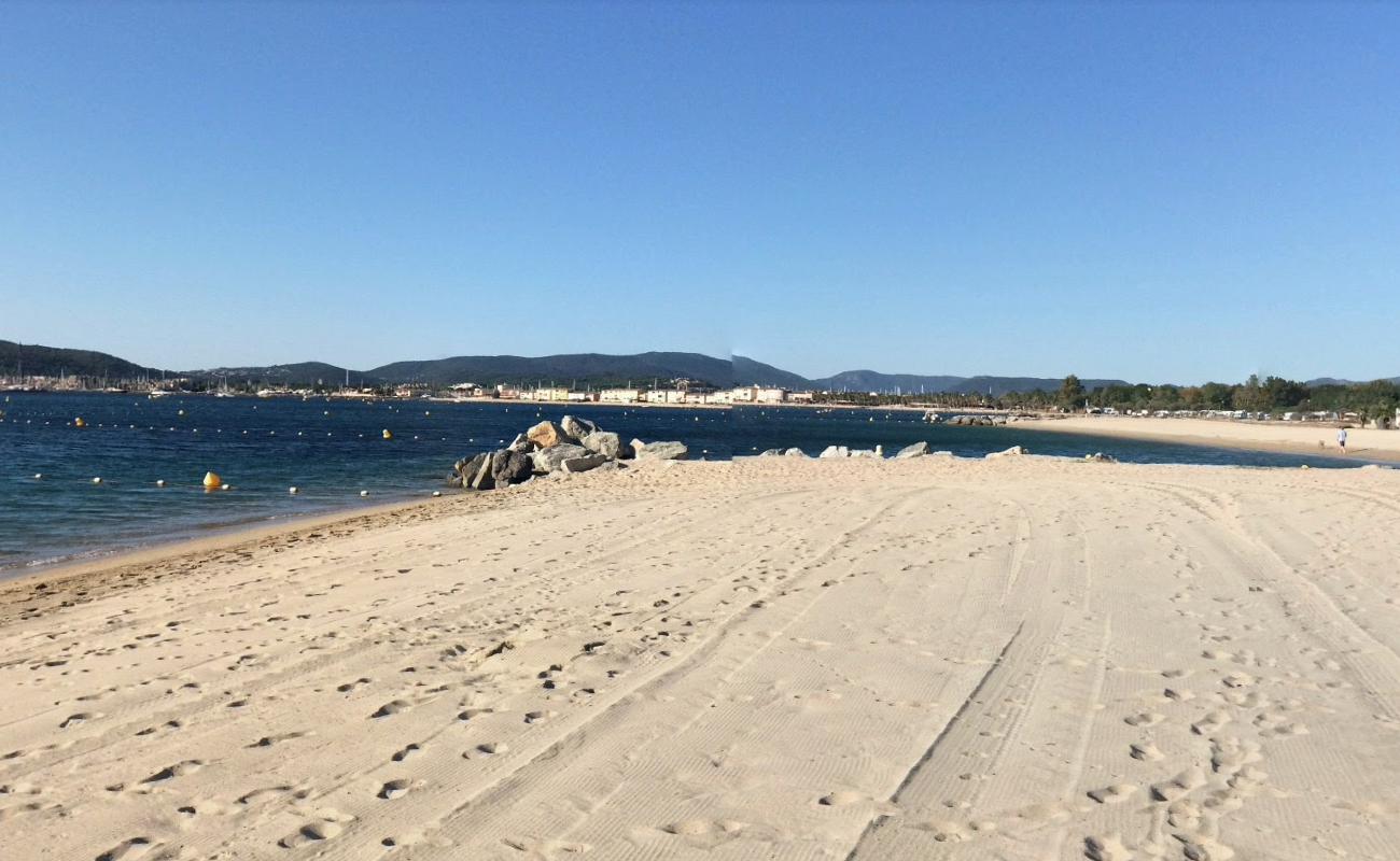 Foto af Beach les Tamaris og bosættelsen