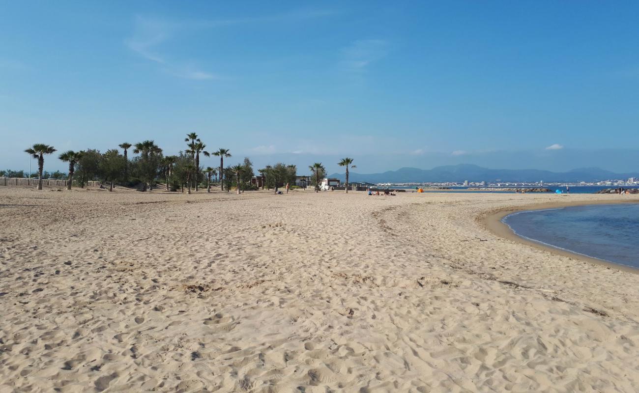 Foto af Plage de Saint-Aygulf med lys fint sand overflade