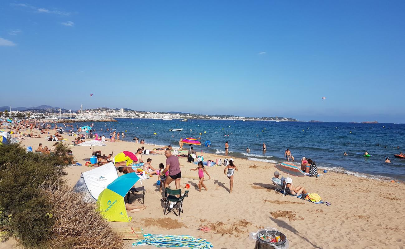 Foto af Beach de la base nature med lys fint sand overflade