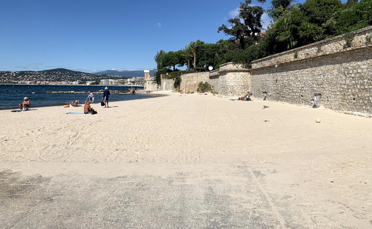 Foto af Plage de la Gallice med lys fint sand overflade