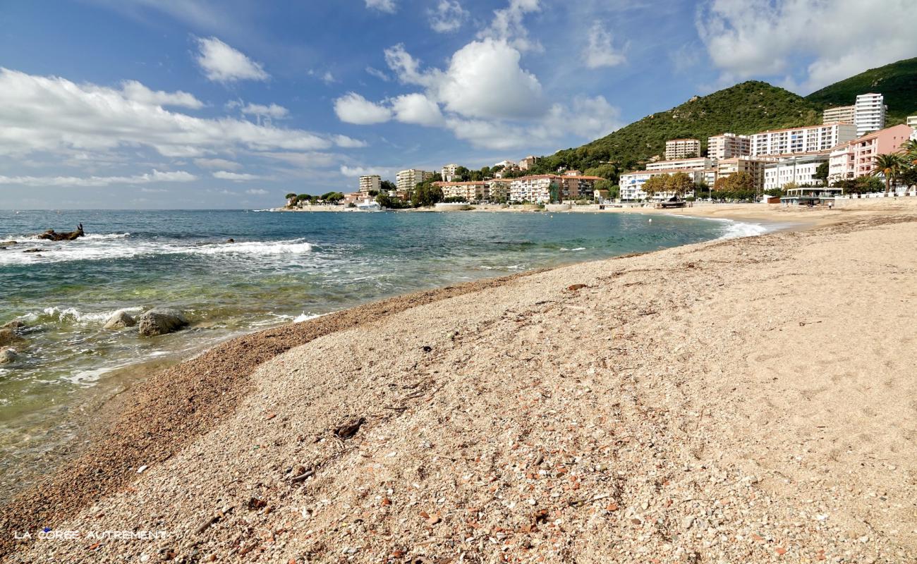 Foto af Trottel Strand med lys sand overflade