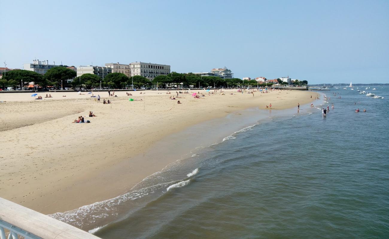 Foto af Arcachon Strand med hvidt fint sand overflade