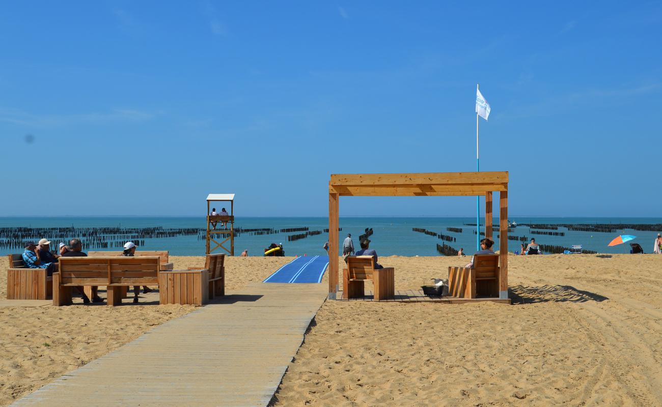 Foto af Belugas beach med lys sand overflade