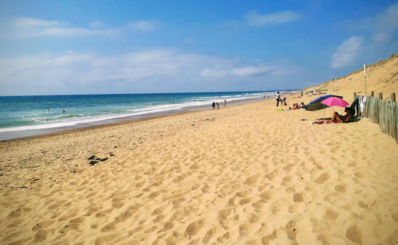 Foto af Sauveterre Strand med lys sand overflade