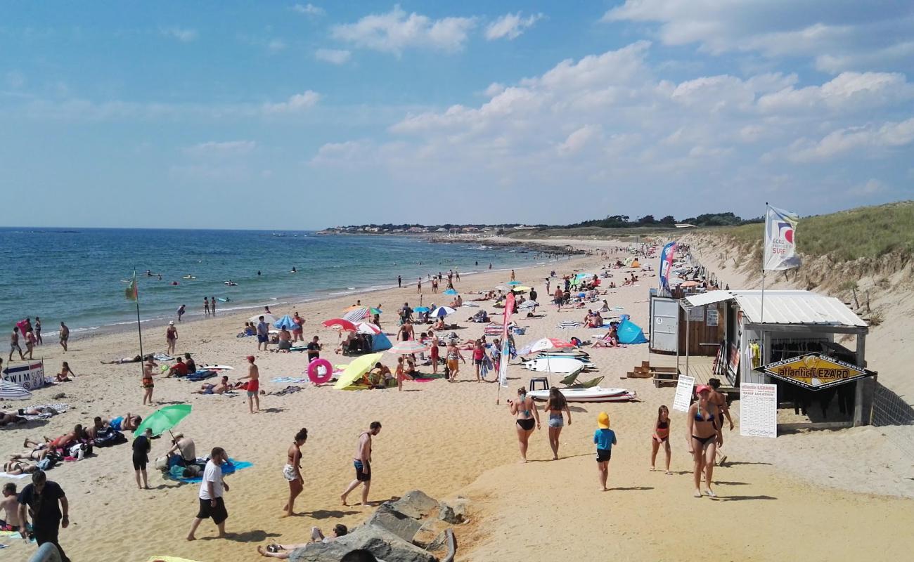 Foto af Plage des Dunes med let sand og småsten overflade