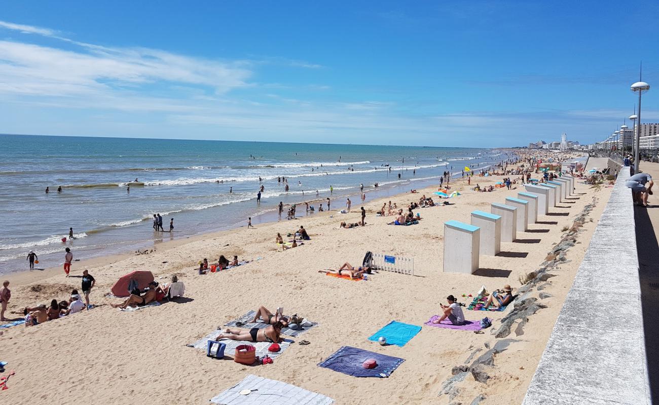 Foto af Plage des Demoiselles med lys sand overflade