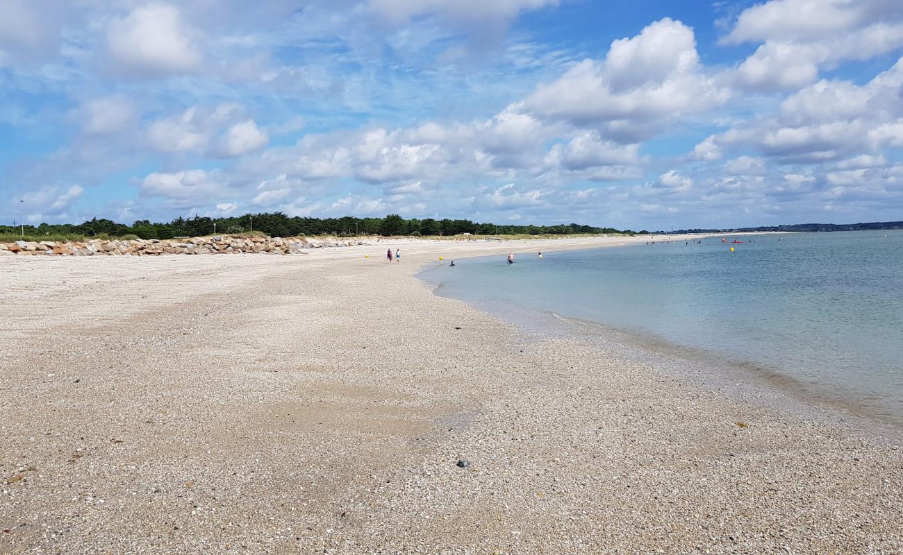 Foto af Plage des Sables Blancs med lys sand overflade