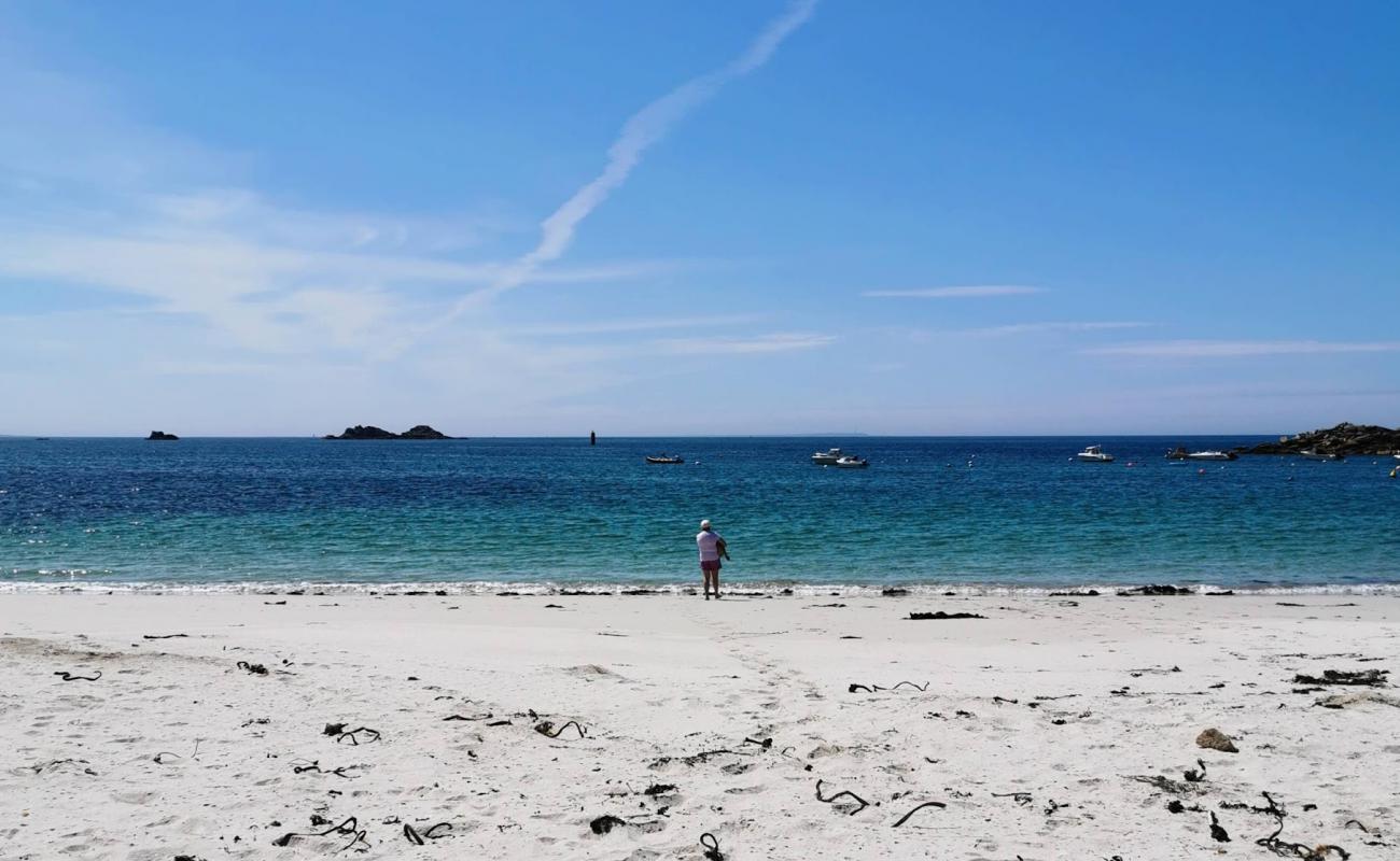 Foto af Plage de Porsman med hvidt sand overflade