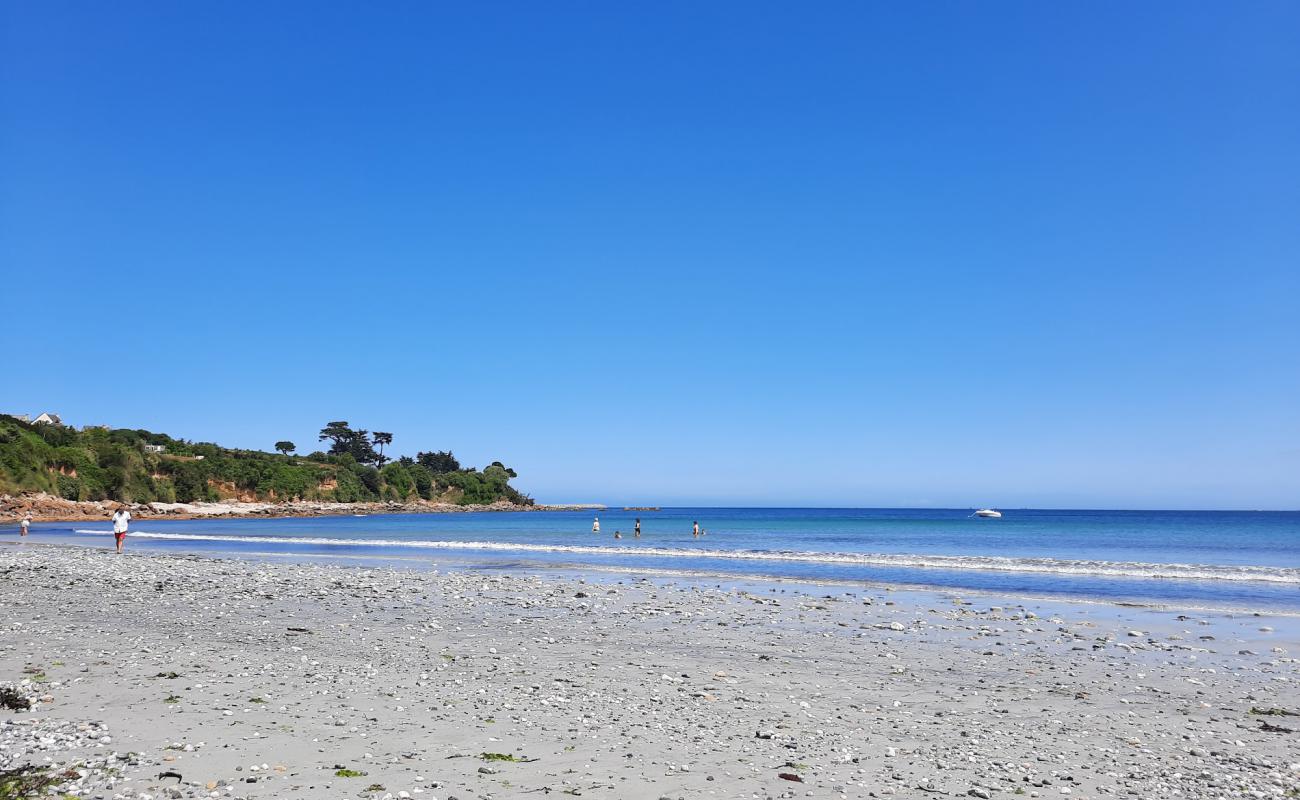 Foto af Plage Sainte-Anne med let sand og småsten overflade