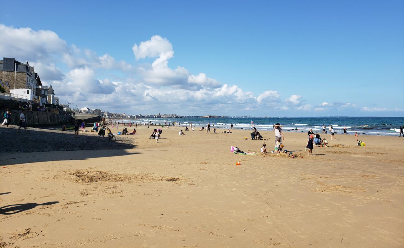 Foto af Plage de Rochebonne med lys sand overflade