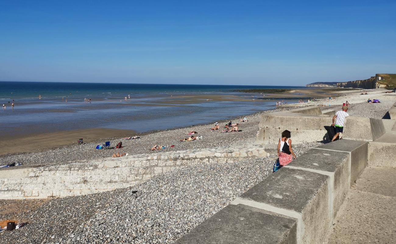 Foto af Plage de St Aubin sur Mer med let sten overflade