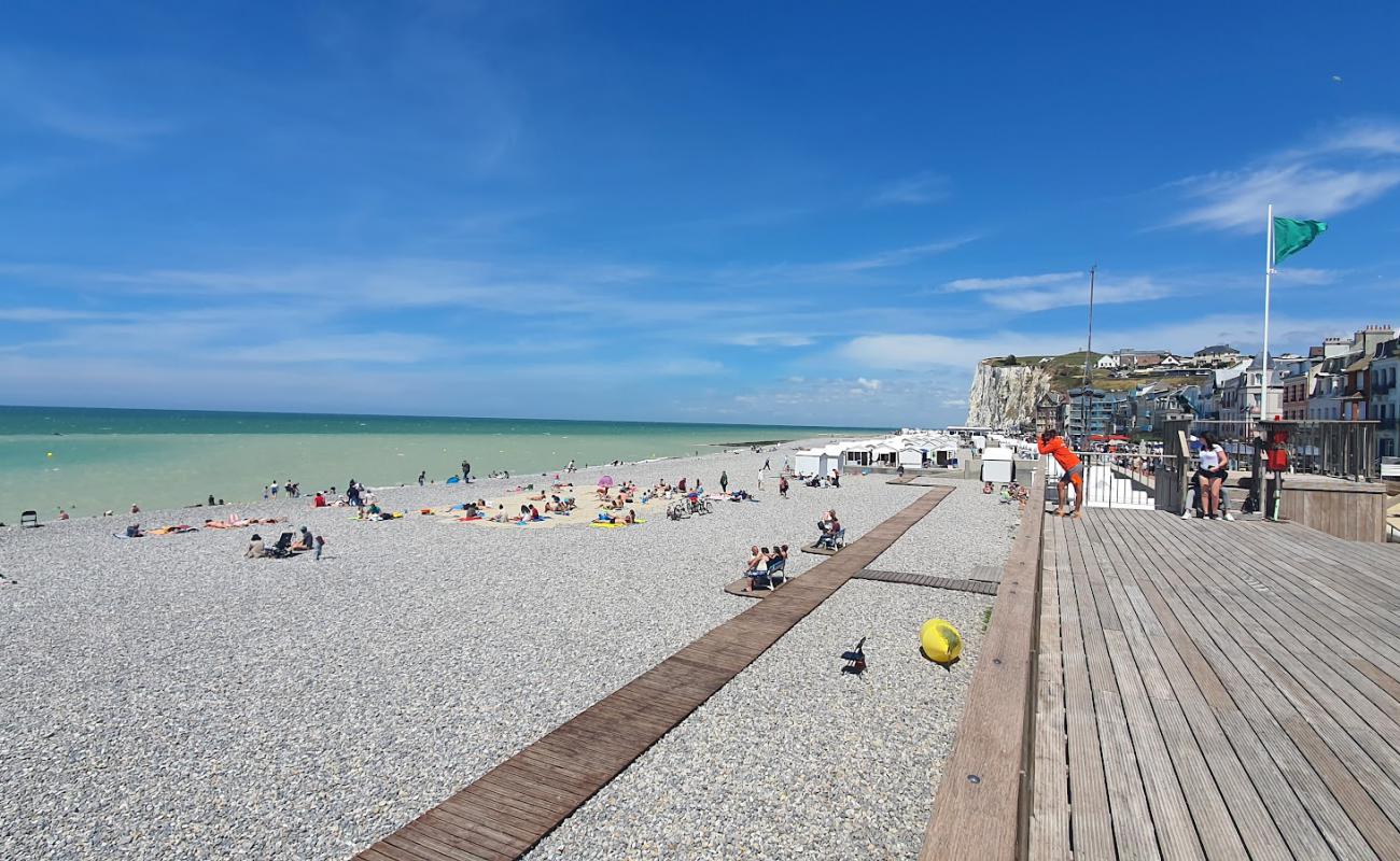 Foto af Plage de Mers-les-Bains med grå sten overflade