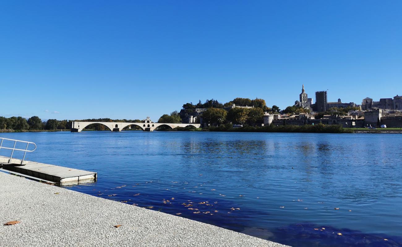 Foto af Avignon plage med betonovertræk overflade