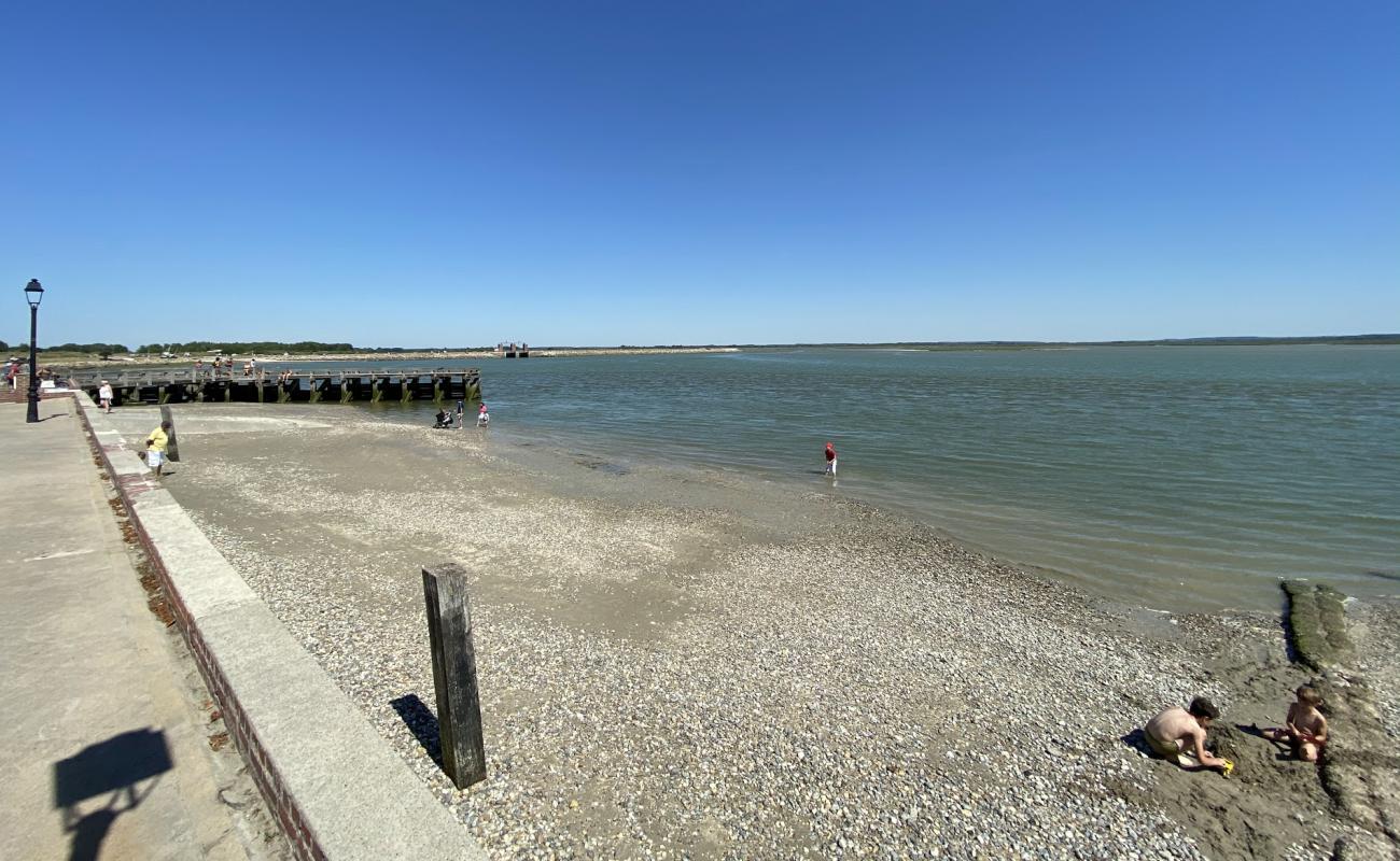 Foto af Crotoy Strand med let sand og småsten overflade