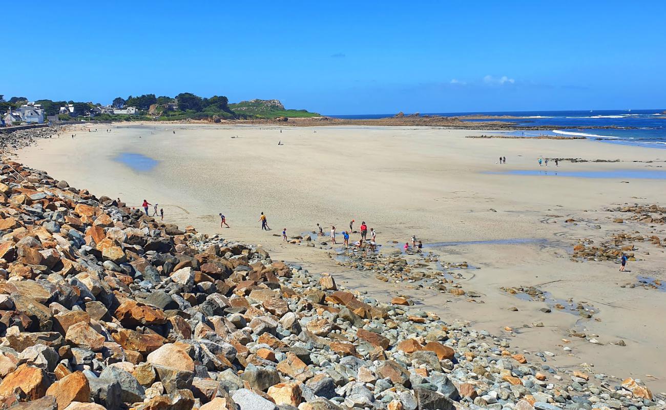 Foto af Plage de Primel med lys sand overflade