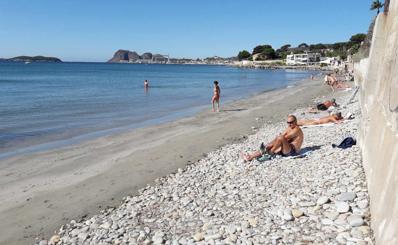 Foto af Plage de Fontsainte med sten overflade