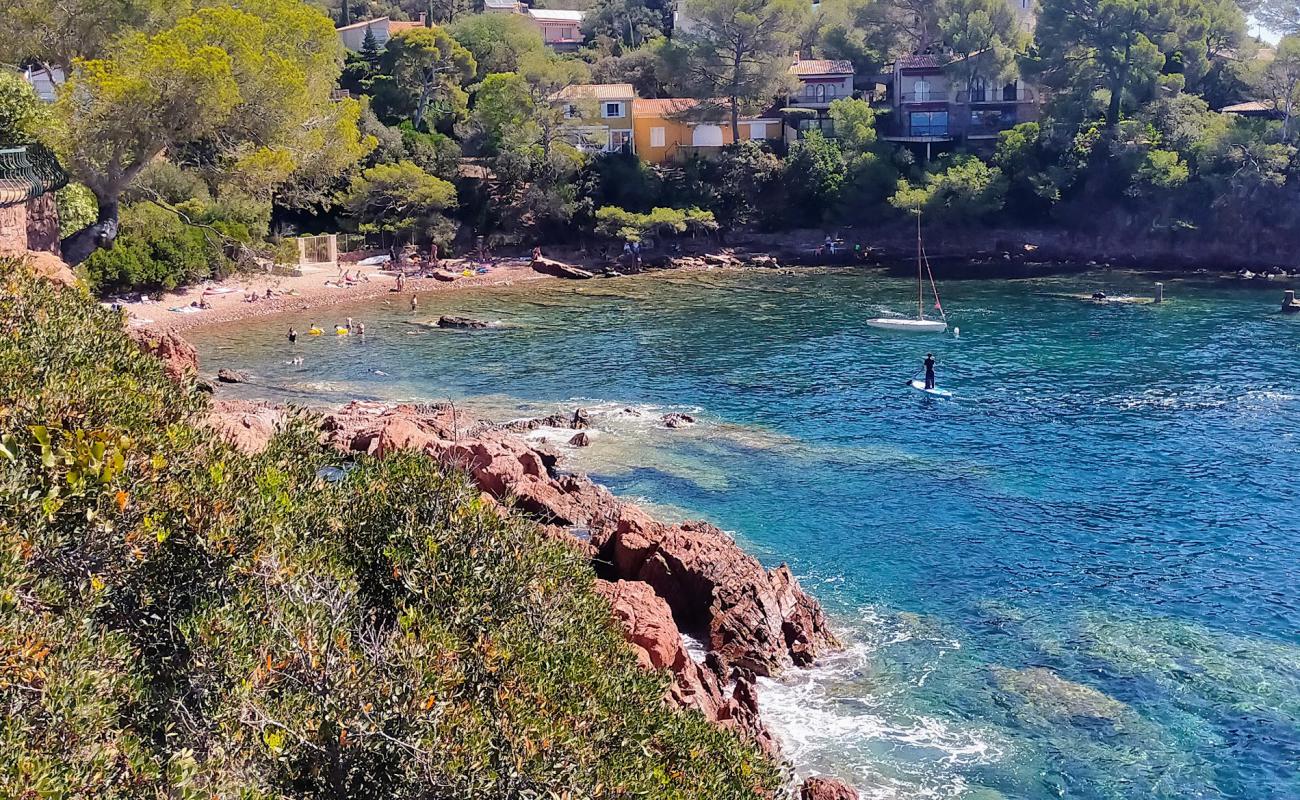 Foto af Calanque de Santa Lucia med sten overflade