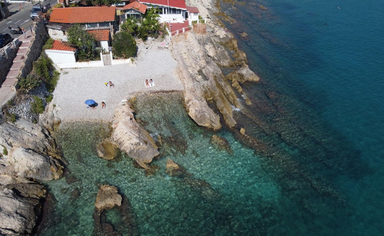 Foto af Plage des Pirates med grå sten overflade