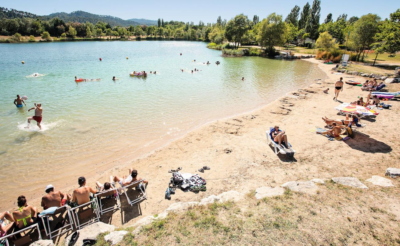 Foto af Plage Val de Durance med lys sand overflade