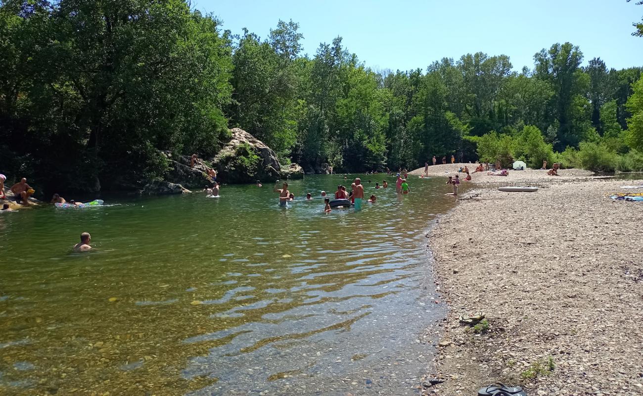 Foto af Plage Le Rocher med sten overflade