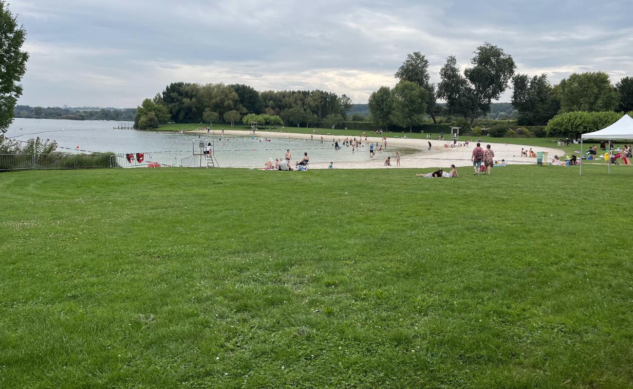 Foto af Plage du Plan d'Eau du Canada med lys sand overflade