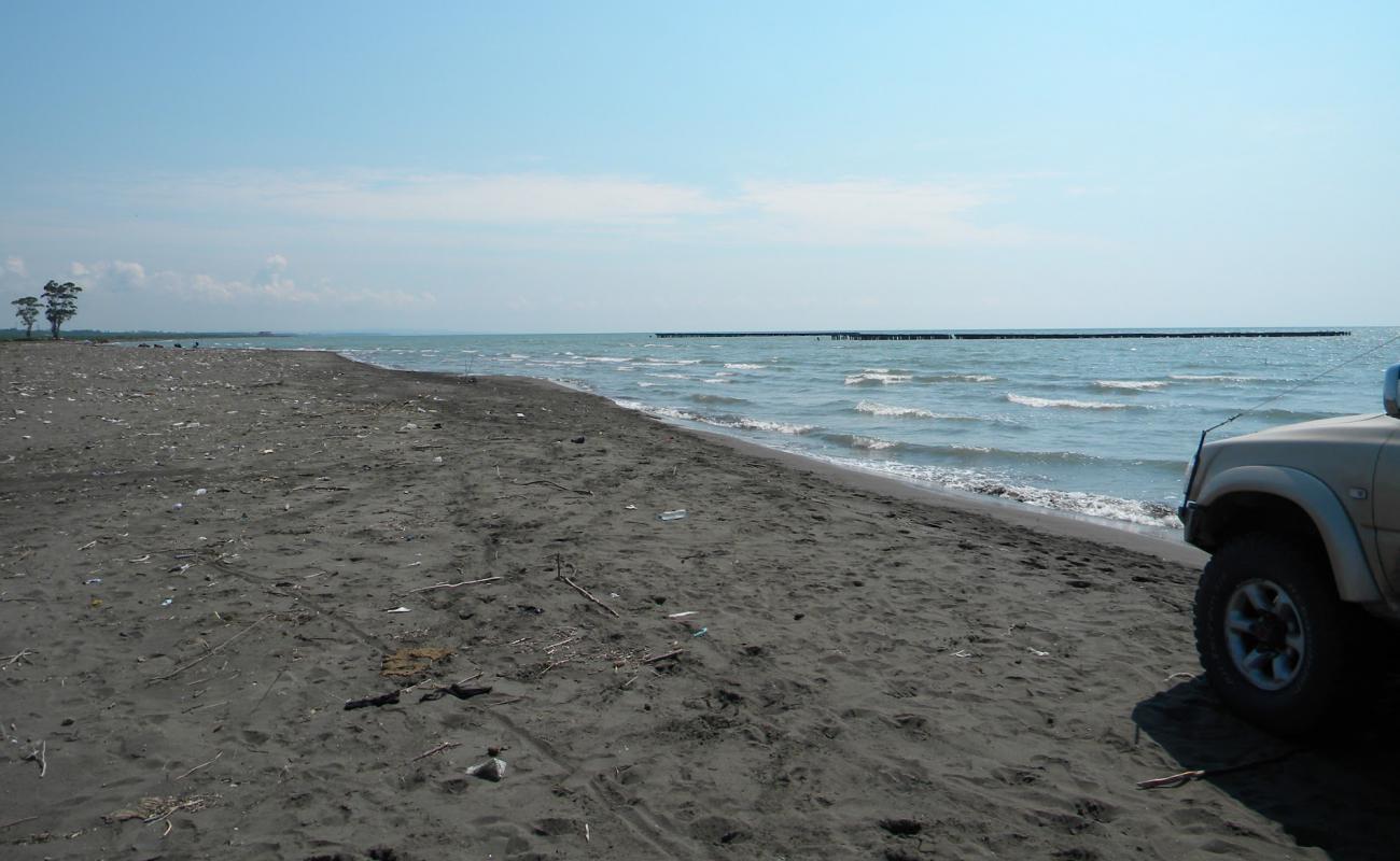 Foto af Poti beach med sort sand overflade