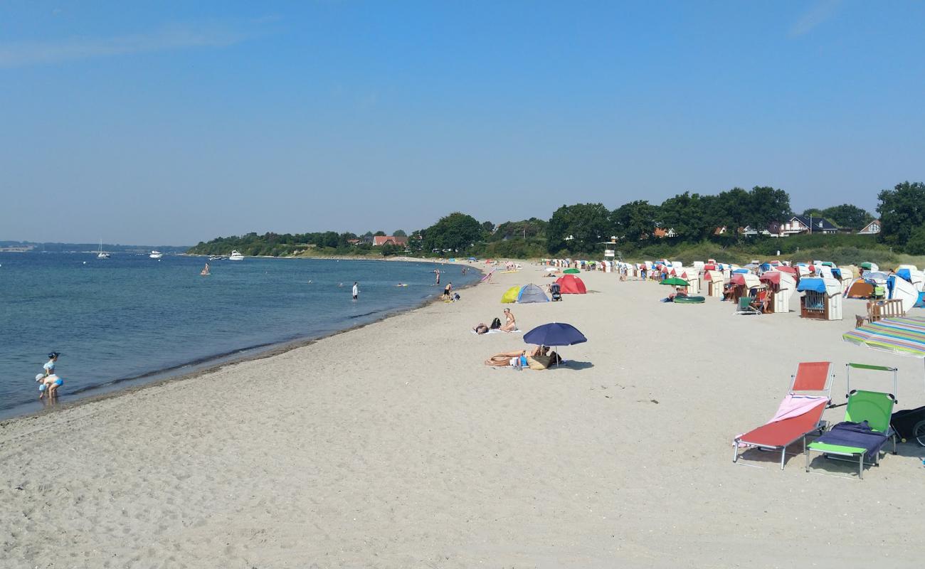 Foto af Pelzerhaken strand med lys sand overflade