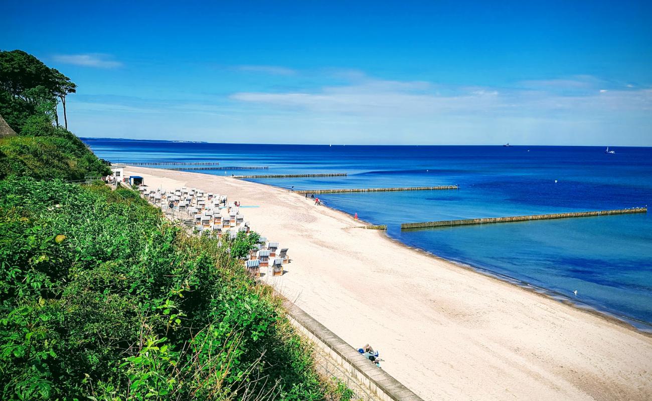 Foto af Strand Nienhagen med let sand og småsten overflade