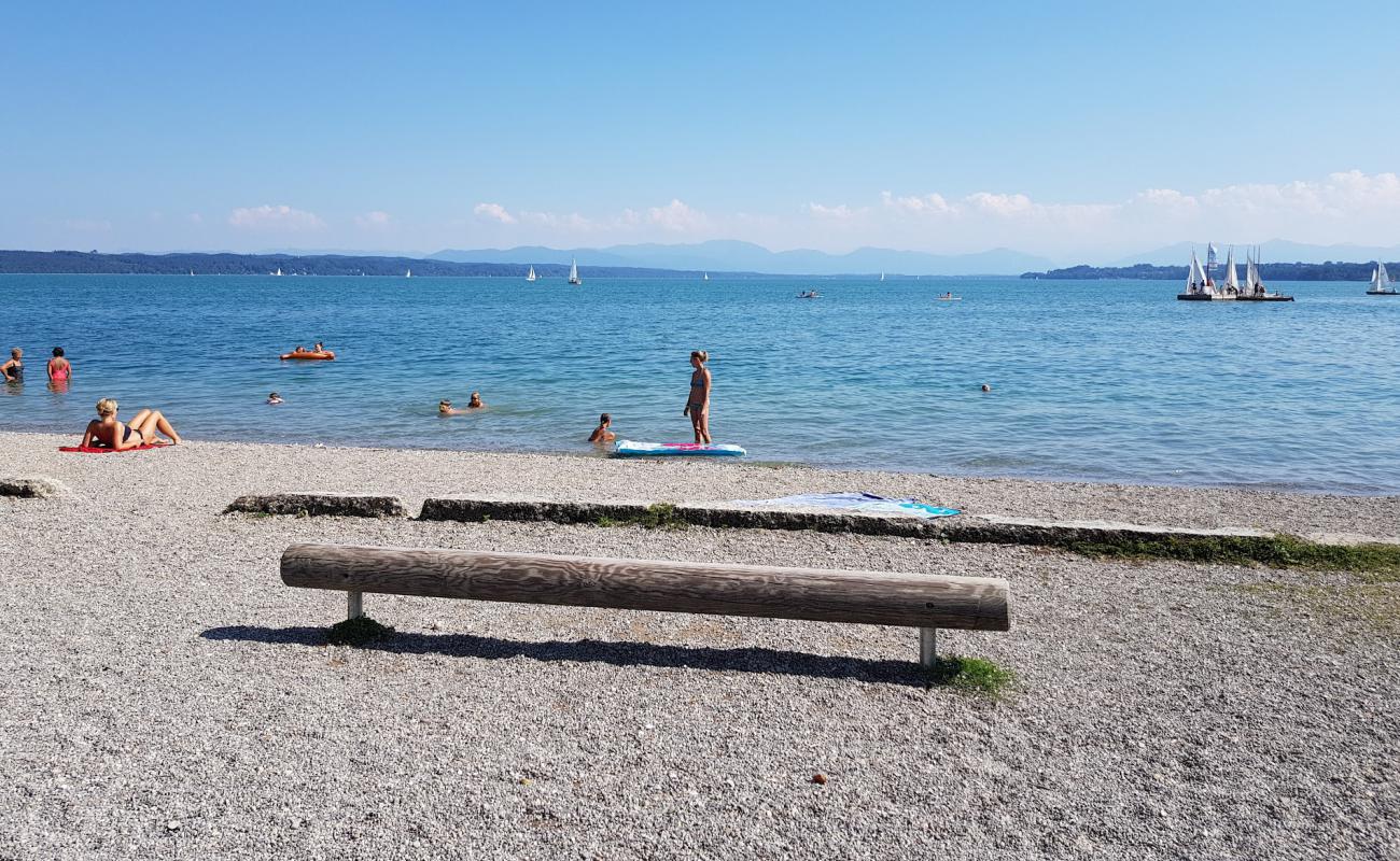 Foto af Spielplatz Tutzing Brahmspromenade med let fin sten overflade