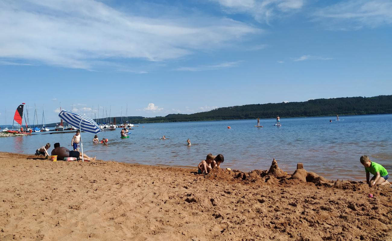 Foto af Badestrand Absberg med lys sand overflade