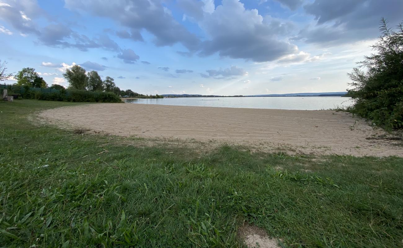 Foto af FKK Strand Muhr am See med lys sand overflade