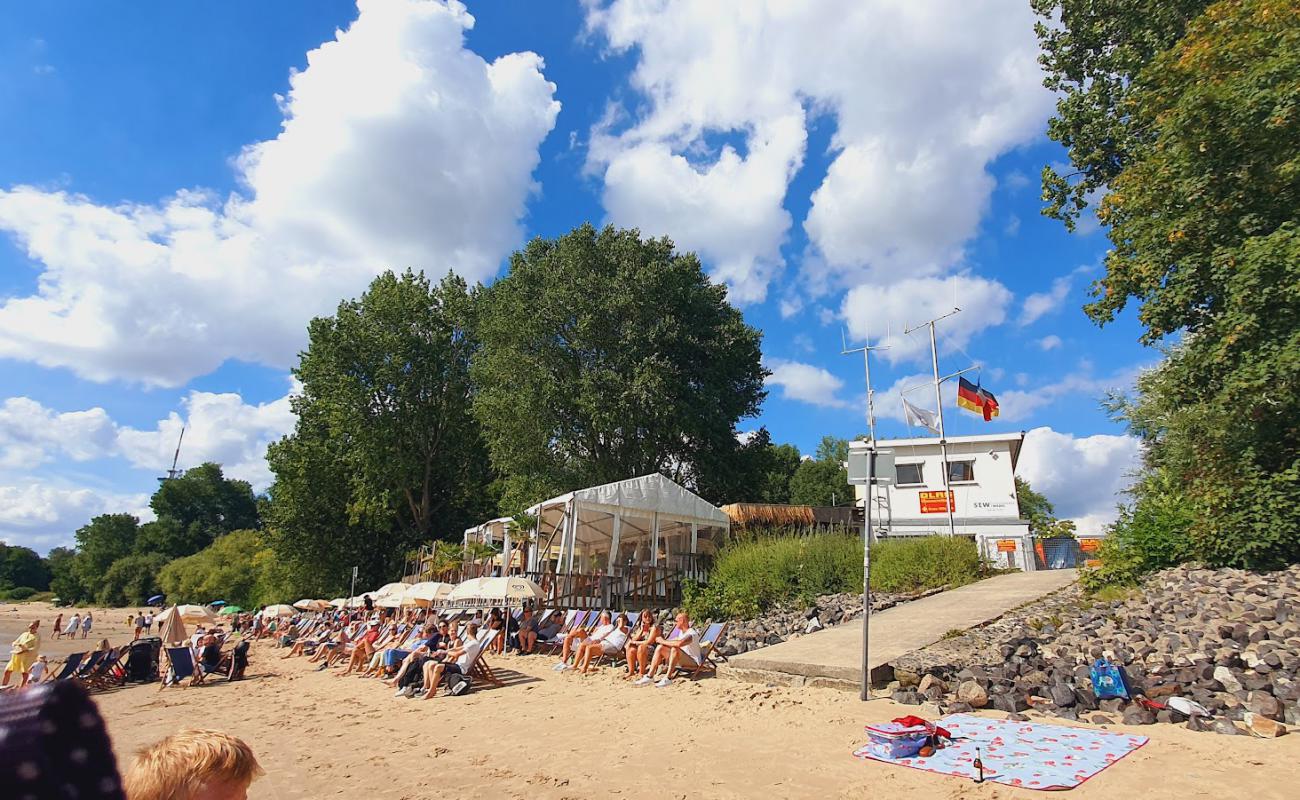 Foto af Wedel Beach med lys sand overflade