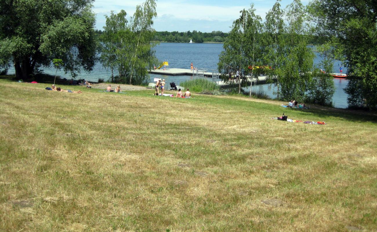 Foto af Markranstadt Strandbad med græs overflade