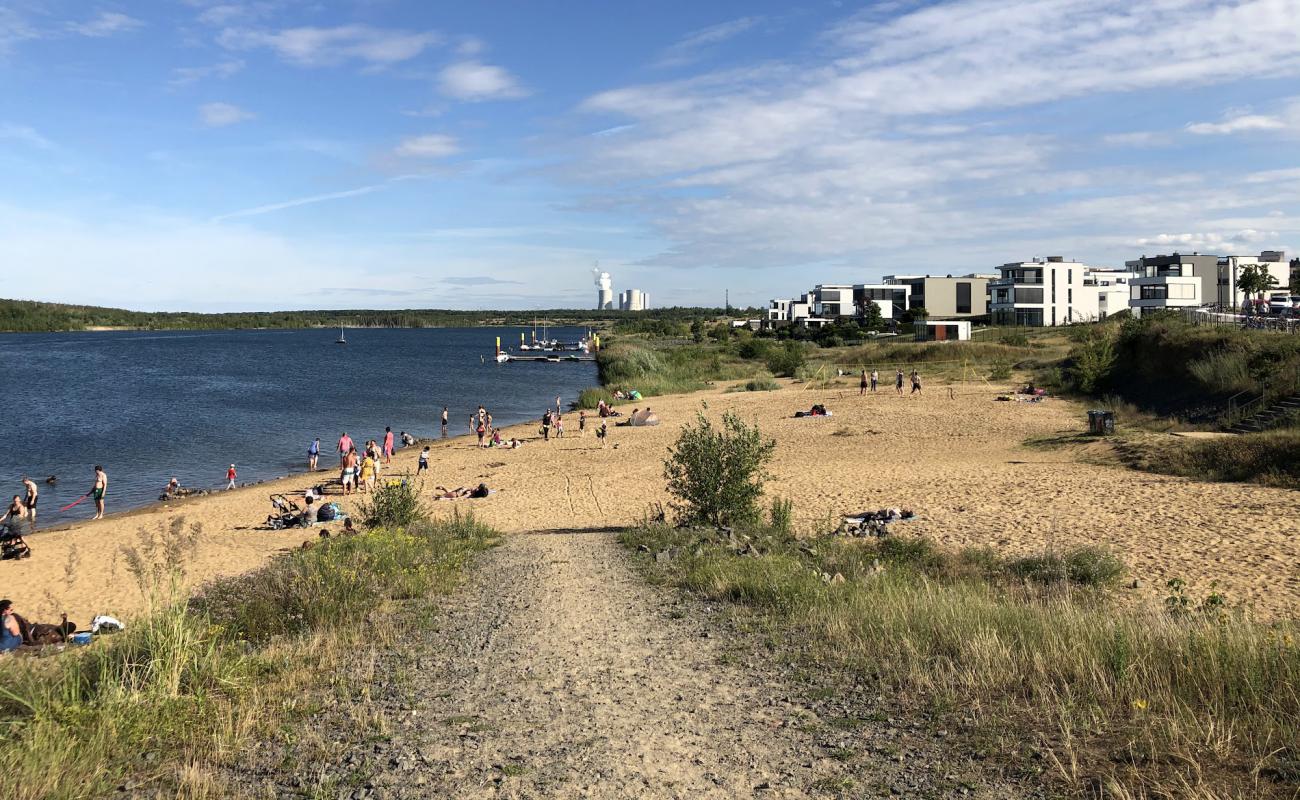 Foto af Badestrand Zwenkauer See med lys sand overflade