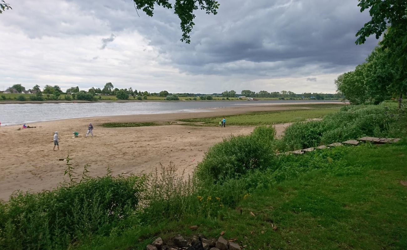 Foto af Stover Strand med lys sand overflade