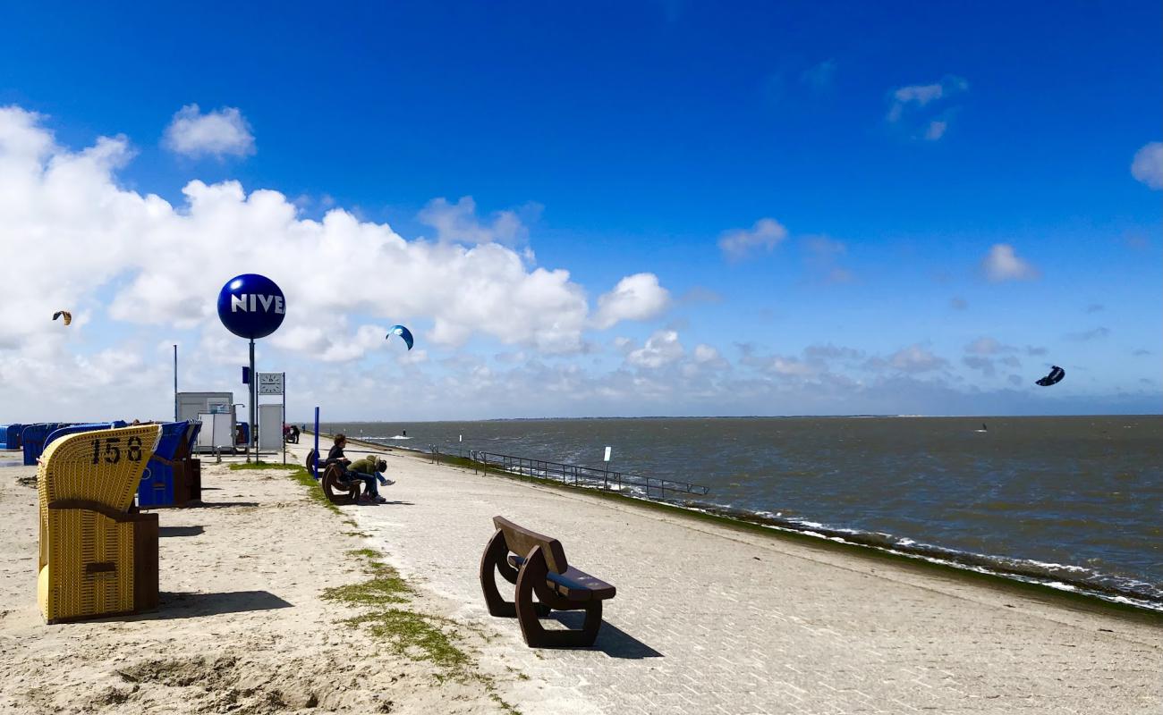 Foto af Dornumersiel Strand med betonovertræk overflade