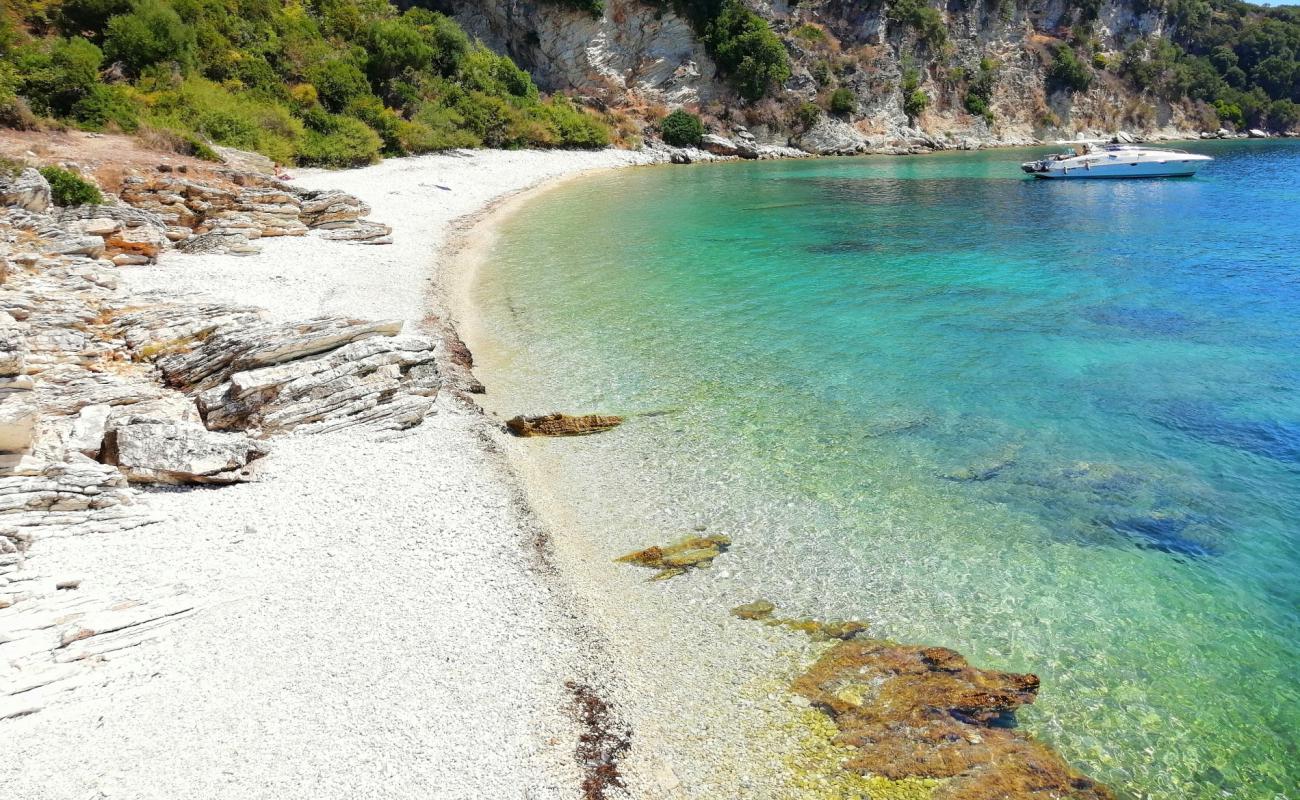 Foto af Korfu beach med hvid fin sten overflade