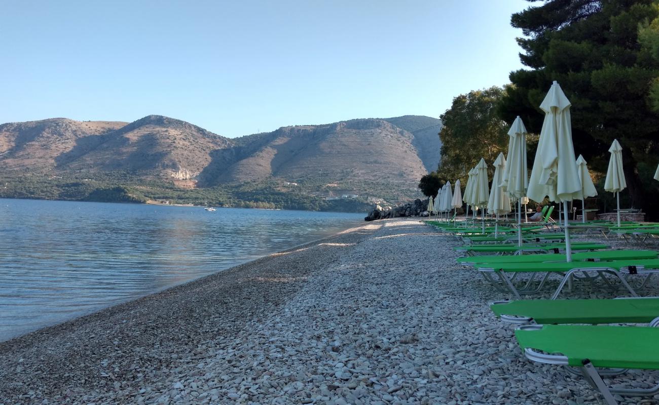 Foto af Nautilos beach med hvid fin sten overflade