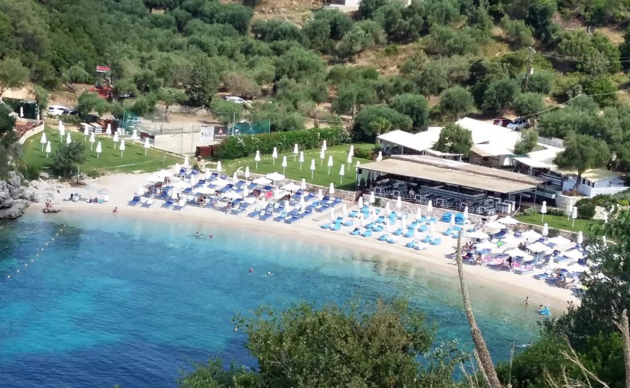 Foto af Mikri Ammos Strand med hvid fin sten overflade