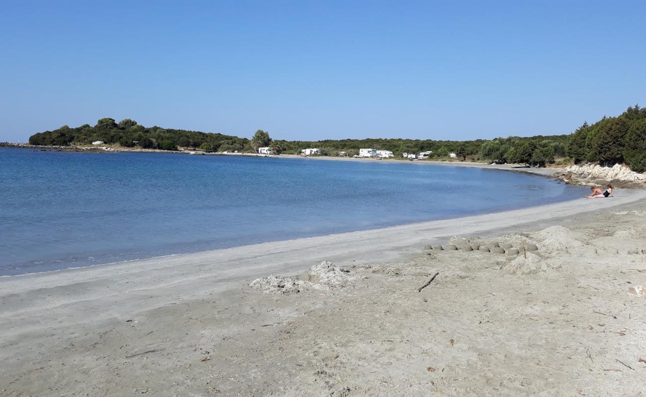 Foto af Kerentza beach med hvidt sand overflade