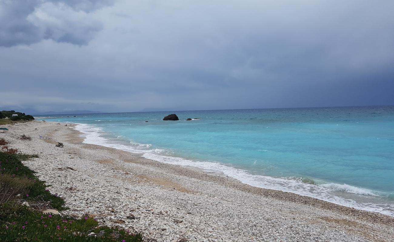 Foto af Acrogiali beach med lys sand overflade