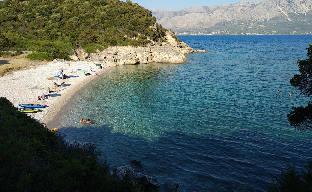 Foto af Agios Ioannis secret beach med hvid fin sten overflade