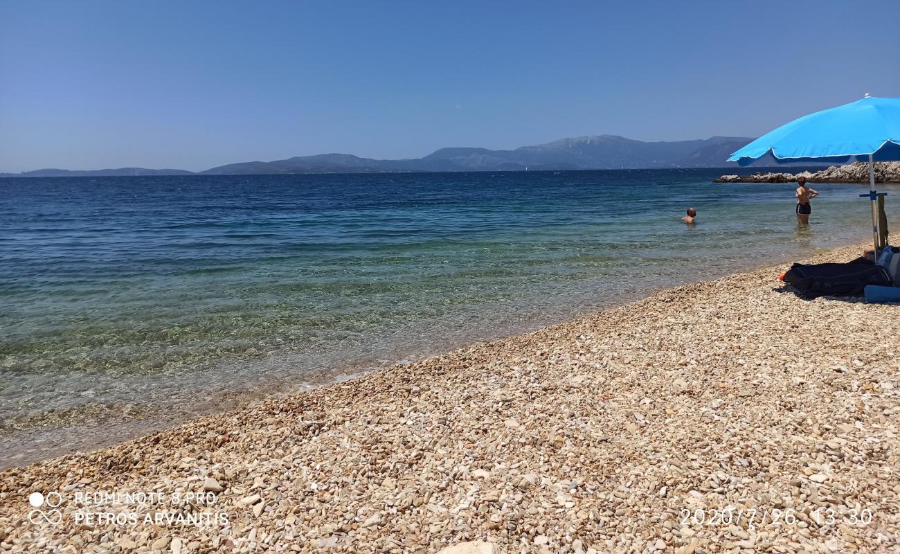 Foto af Marathaki beach med let fin sten overflade