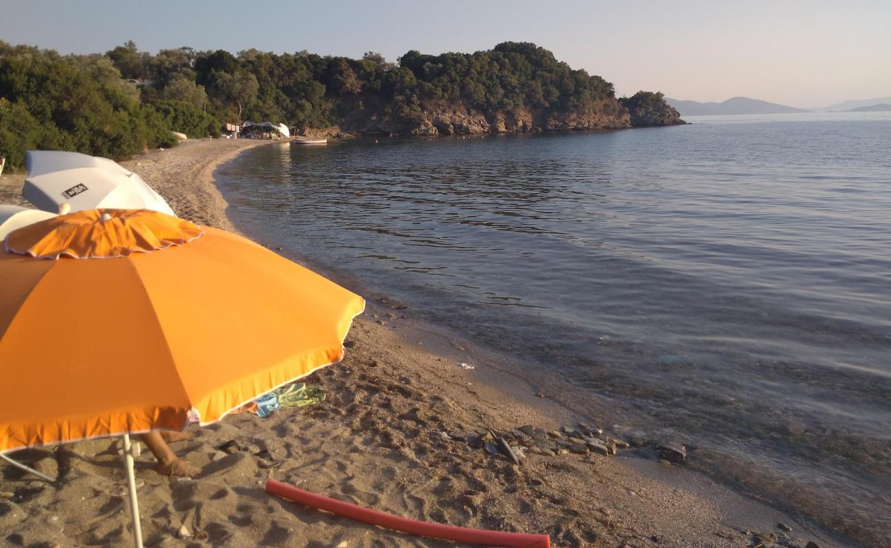 Foto af St. Sostis mini beach med brunt sand overflade