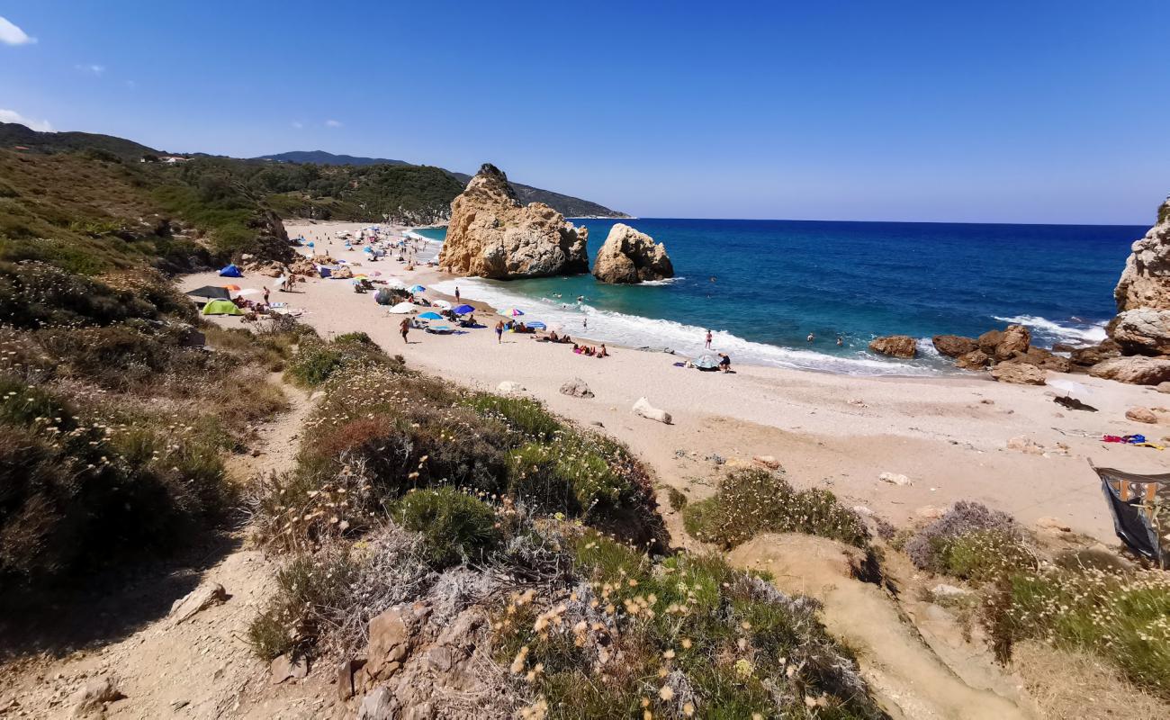 Foto af Melani secret beach med let fin sten overflade