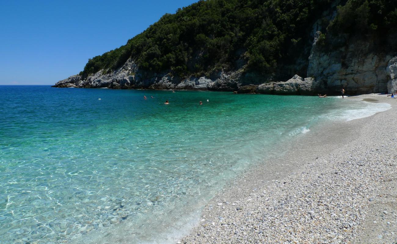 Foto af Limnionas beach med hvid fin sten overflade