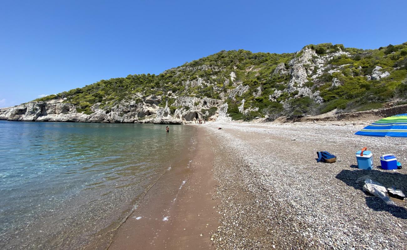 Foto af Lakazeza Beach med let fin sten overflade