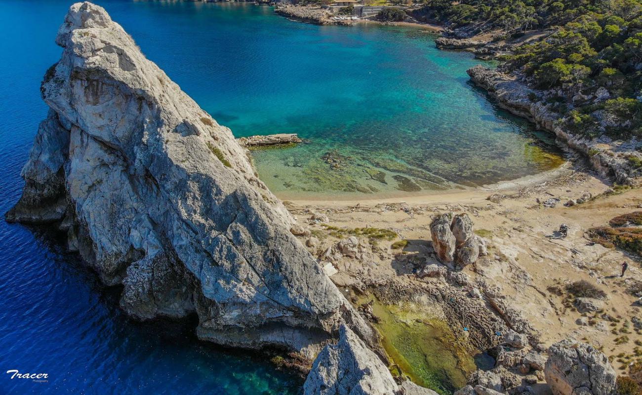 Foto af Sterna beach med brun fin sten overflade