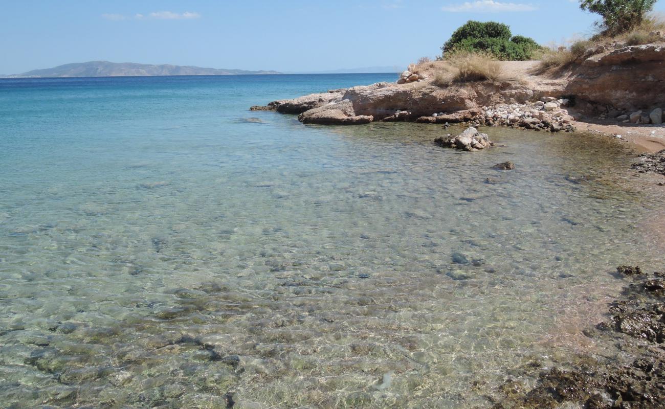 Foto af Vardaris 2nd beach med let fin sten overflade